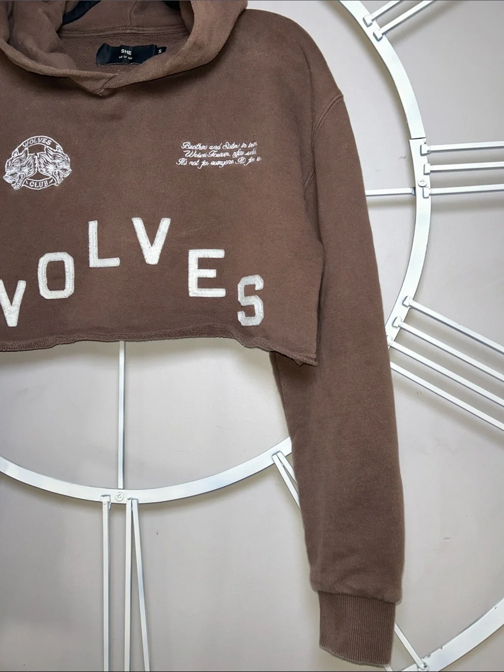 Darc Sport “SHE” Limited Edition 149 out of 500 Wolves Club Cropped Hoodie